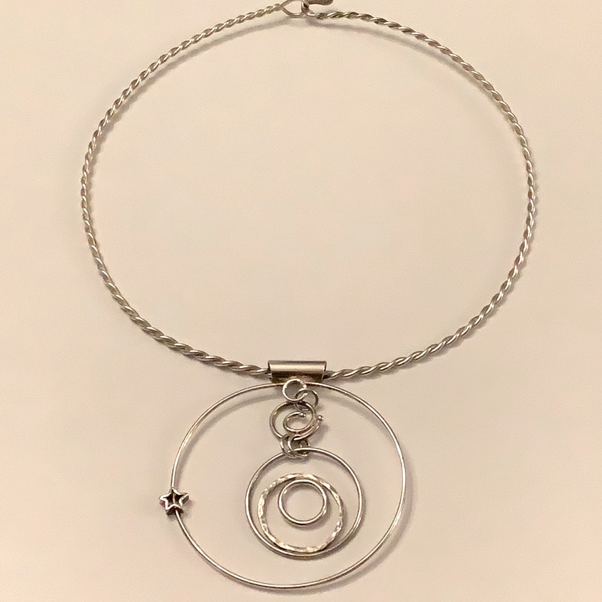 Vintage Sterling Silver Wire Necklace By Red Envelope.
